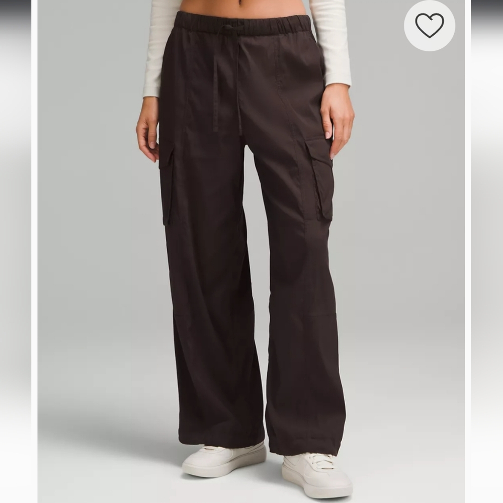 New✨️ Lululemon Adjustable Mid-Rise Cargo Pant XS Black
